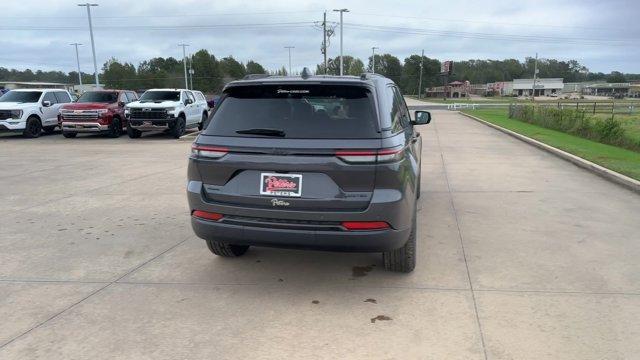 new 2025 Jeep Grand Cherokee car, priced at $49,206