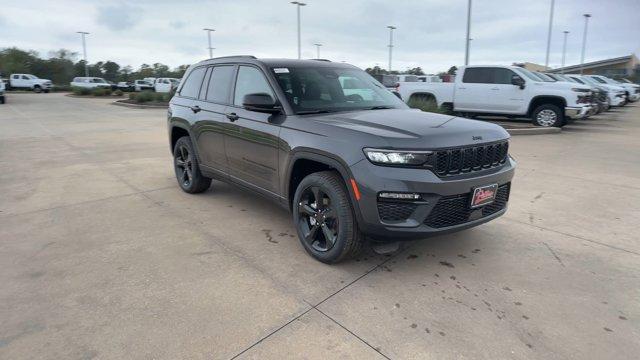 new 2025 Jeep Grand Cherokee car, priced at $49,206