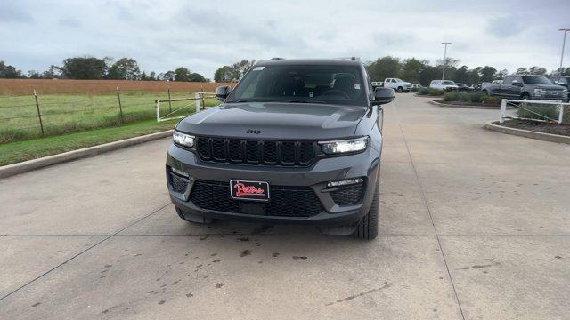 new 2025 Jeep Grand Cherokee car, priced at $49,206