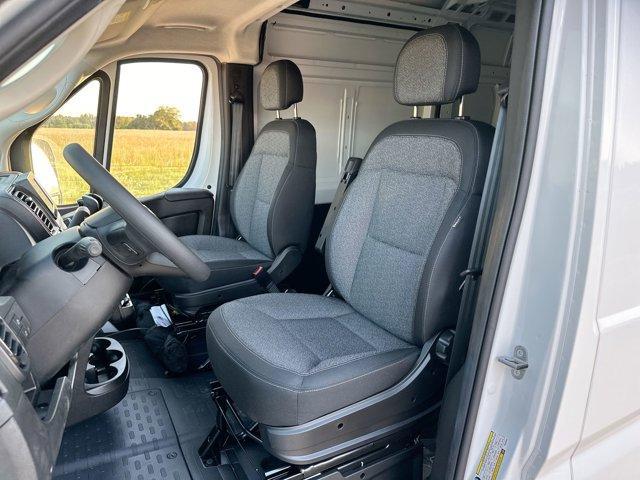 new 2025 Ram ProMaster 2500 car, priced at $49,557