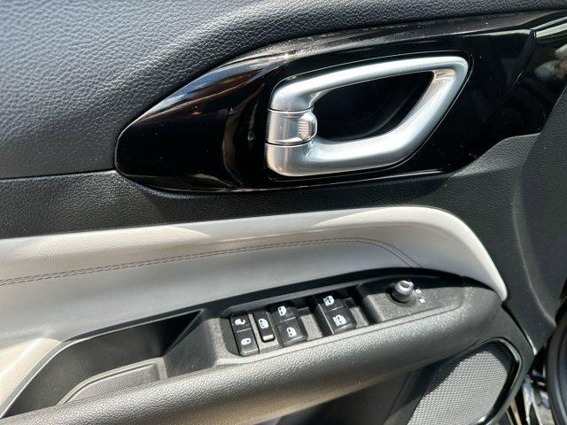 used 2023 Jeep Compass car, priced at $26,995