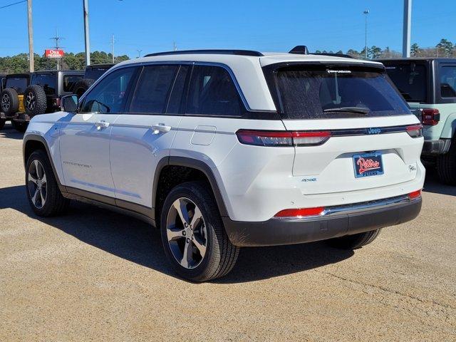 new 2022 Jeep Grand Cherokee 4xe car, priced at $38,995