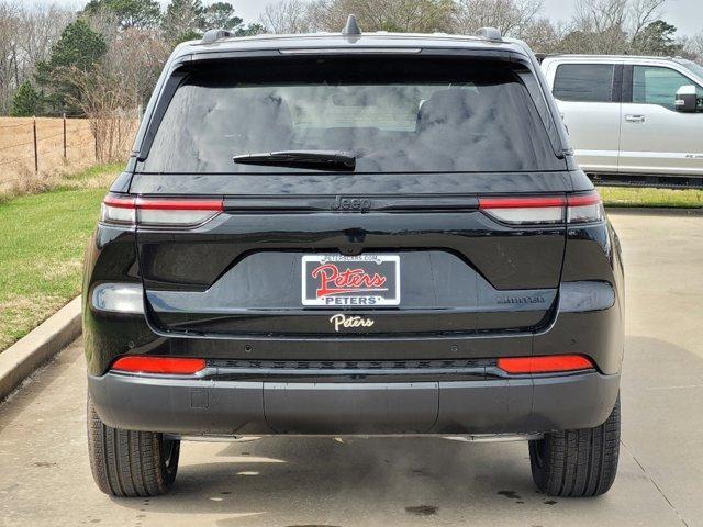 new 2025 Jeep Grand Cherokee car, priced at $45,306