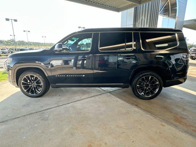 new 2022 Jeep Grand Wagoneer car, priced at $74,995