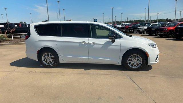 new 2024 Chrysler Pacifica car, priced at $47,875