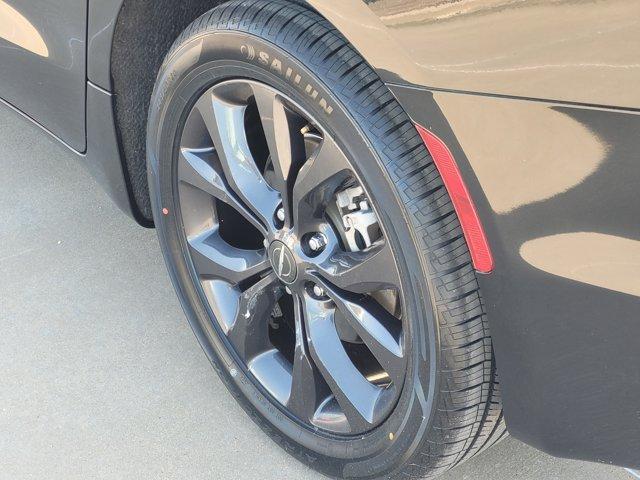 used 2020 Chrysler Pacifica car, priced at $19,995