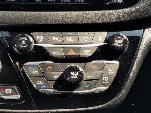 used 2020 Chrysler Pacifica car, priced at $19,995