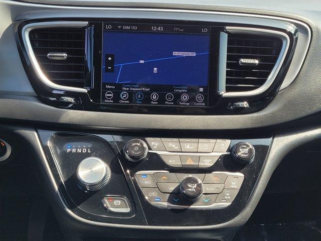 used 2020 Chrysler Pacifica car, priced at $19,995