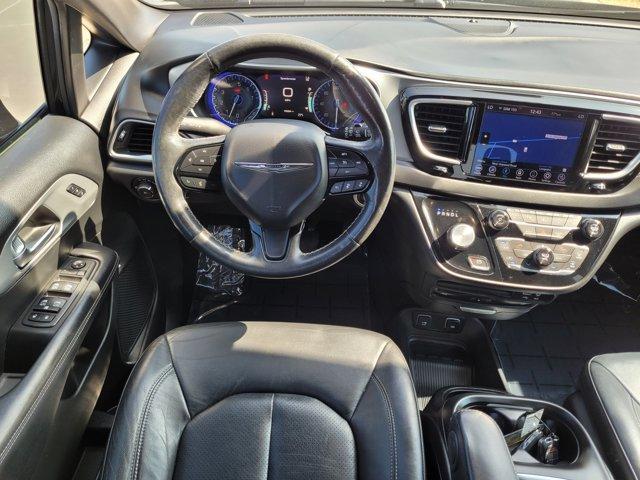 used 2020 Chrysler Pacifica car, priced at $19,995