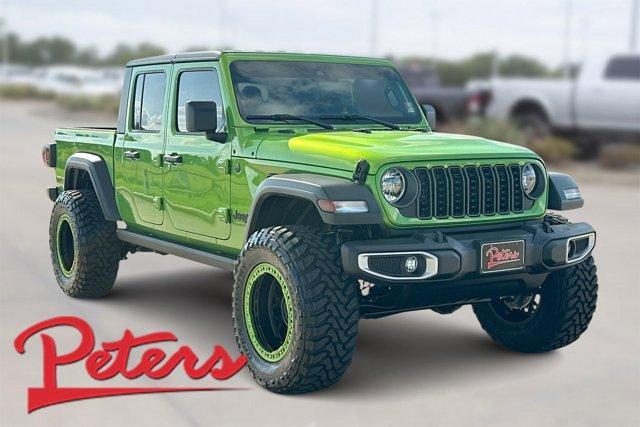 new 2025 Jeep Gladiator car, priced at $59,995