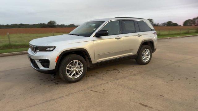 new 2025 Jeep Grand Cherokee car, priced at $39,670