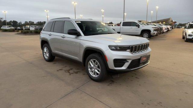 new 2025 Jeep Grand Cherokee car, priced at $39,670