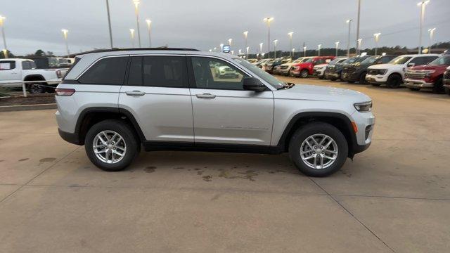 new 2025 Jeep Grand Cherokee car, priced at $39,670