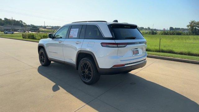 used 2024 Jeep Grand Cherokee car, priced at $41,995