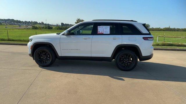 used 2024 Jeep Grand Cherokee car, priced at $41,995