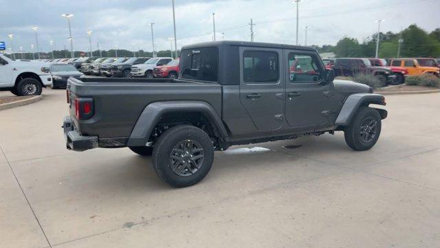 new 2024 Jeep Gladiator car, priced at $48,262