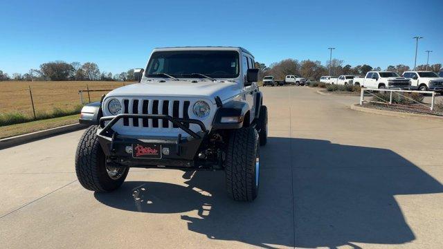 used 2019 Jeep Wrangler Unlimited car, priced at $27,995