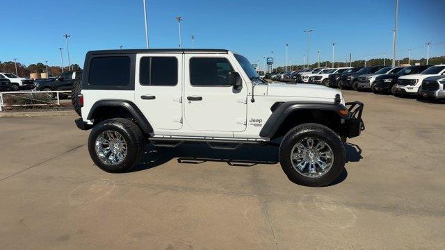 used 2019 Jeep Wrangler Unlimited car, priced at $27,995