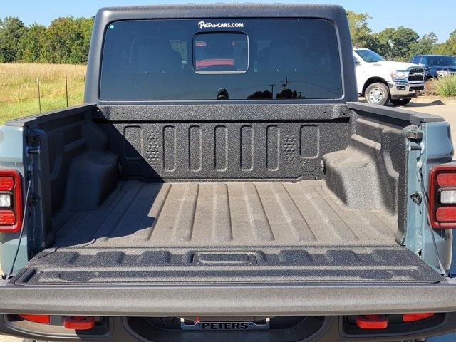 new 2025 Jeep Gladiator car, priced at $55,343