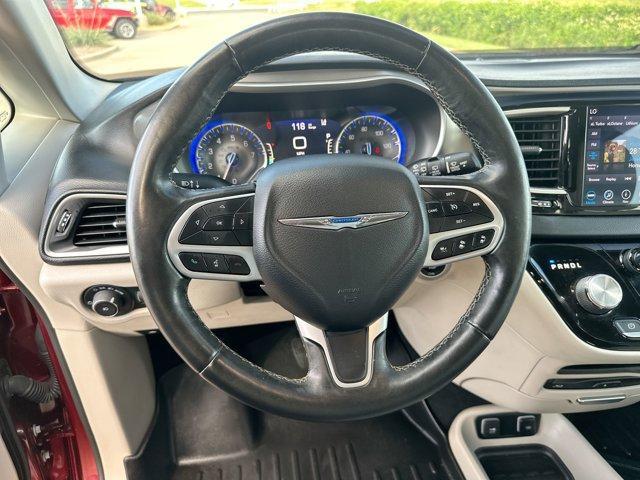 used 2020 Chrysler Pacifica car, priced at $27,995