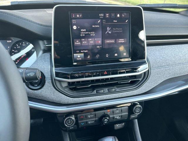 new 2025 Jeep Compass car, priced at $26,995