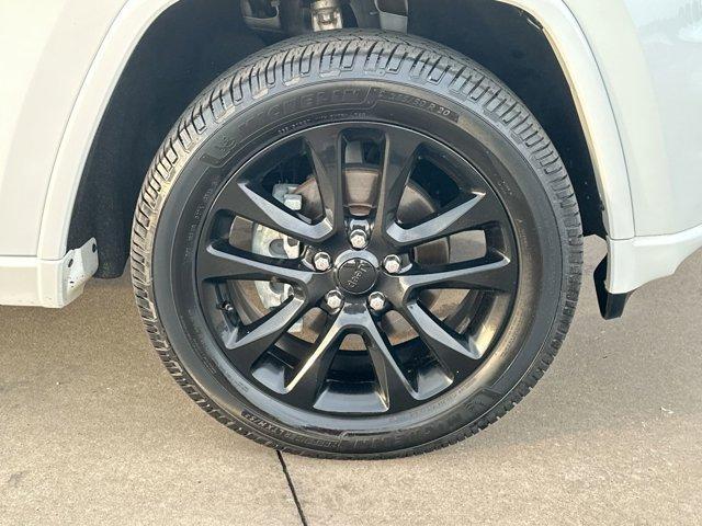 used 2020 Jeep Grand Cherokee car, priced at $23,995