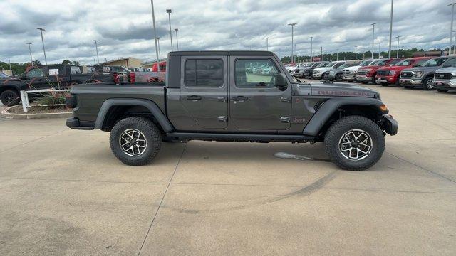 new 2025 Jeep Gladiator car, priced at $53,815