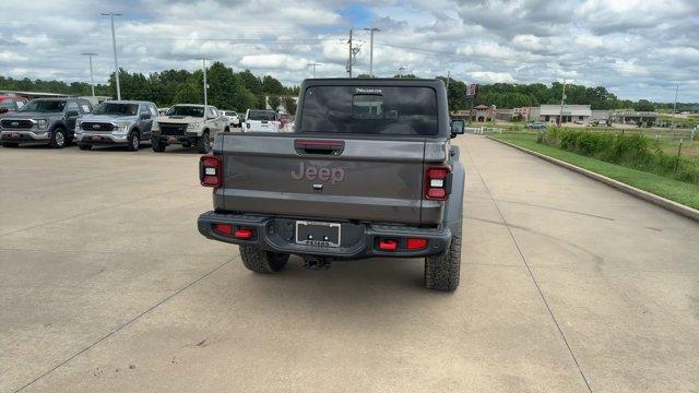 new 2025 Jeep Gladiator car, priced at $53,815