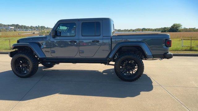 new 2025 Jeep Gladiator car, priced at $65,995