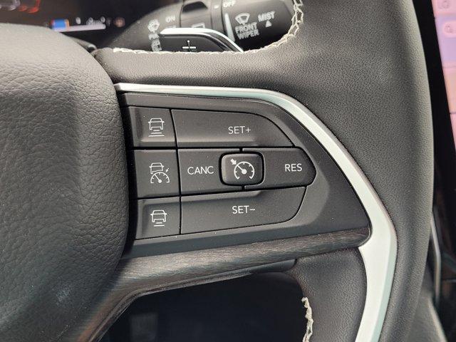 new 2025 Jeep Grand Cherokee car, priced at $46,982
