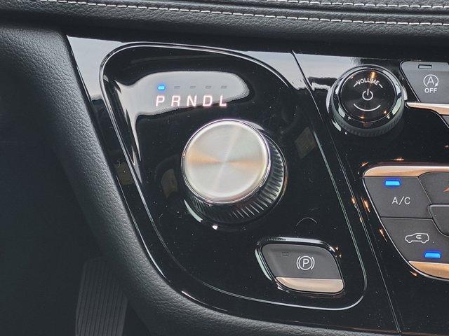 new 2025 Chrysler Pacifica car, priced at $37,995