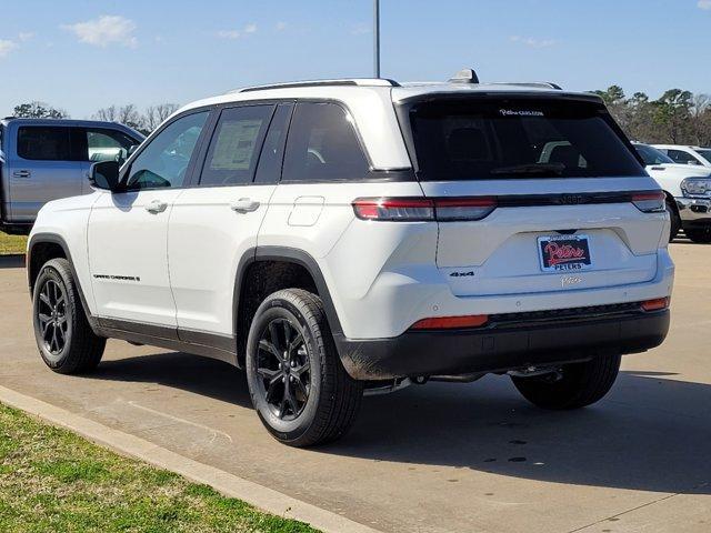 new 2025 Jeep Grand Cherokee car, priced at $41,976