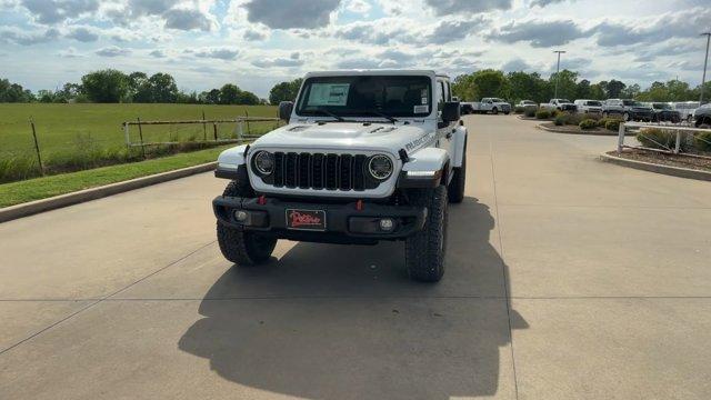 new 2024 Jeep Gladiator car, priced at $52,390