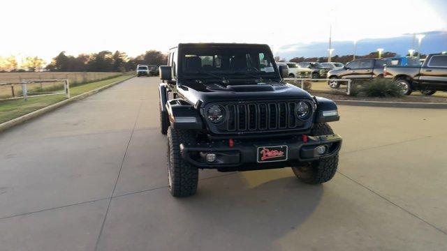 new 2024 Jeep Gladiator car, priced at $54,557