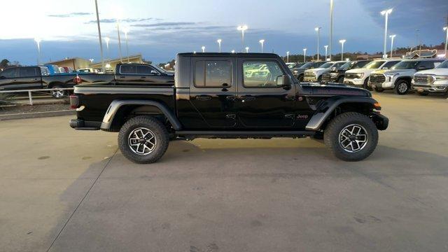 new 2024 Jeep Gladiator car, priced at $54,557