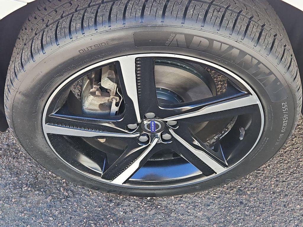 used 2015 Volvo XC60 car, priced at $16,397