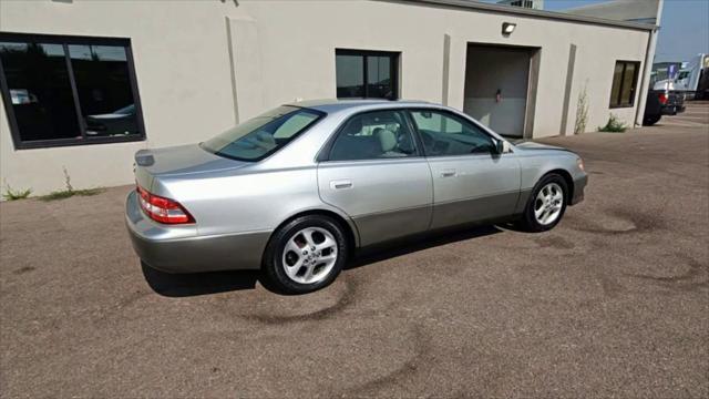 used 2001 Lexus ES 300 car, priced at $5,995