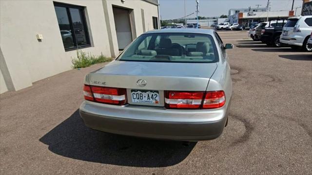 used 2001 Lexus ES 300 car, priced at $5,995