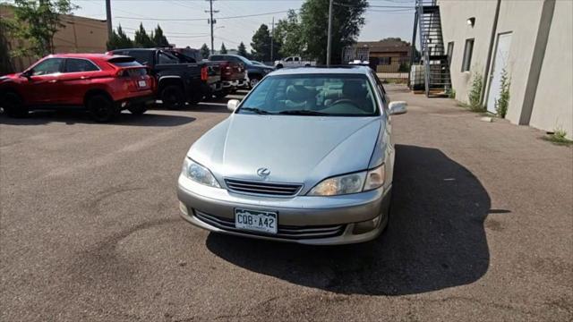 used 2001 Lexus ES 300 car, priced at $5,995