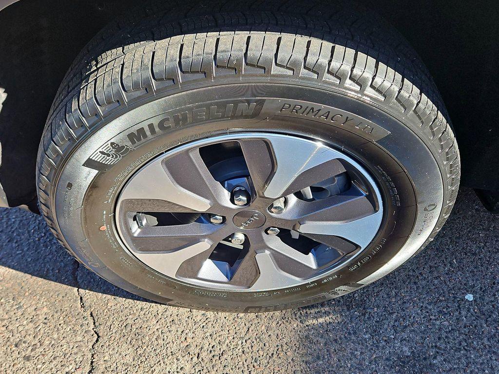 used 2022 Jeep Grand Cherokee 4xe car, priced at $31,994