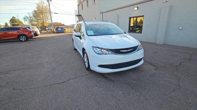 used 2018 Chrysler Pacifica car, priced at $15,197