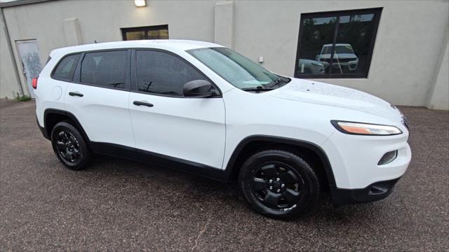 used 2015 Jeep Cherokee car, priced at $8,497