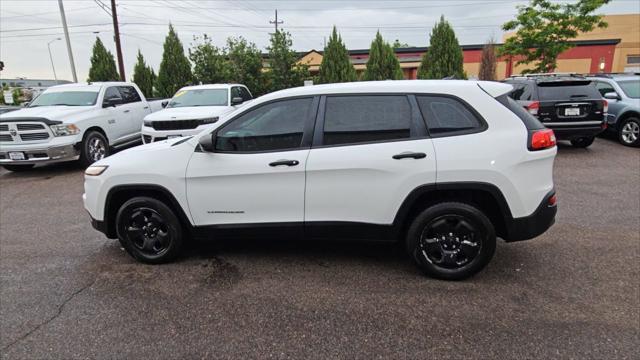 used 2015 Jeep Cherokee car, priced at $8,497