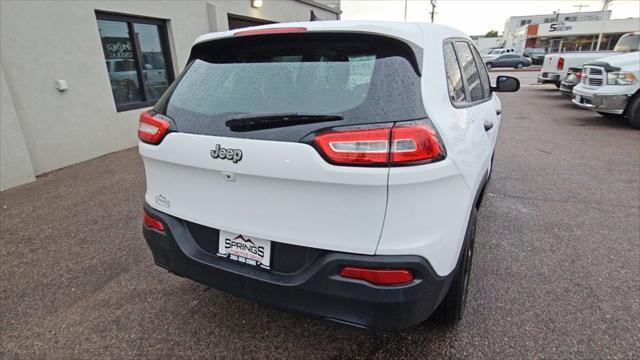 used 2015 Jeep Cherokee car, priced at $8,497