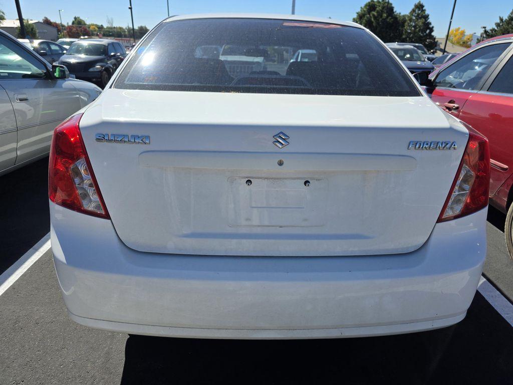 used 2007 Suzuki Forenza car, priced at $3,995