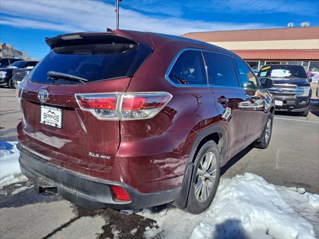 used 2014 Toyota Highlander car, priced at $19,999