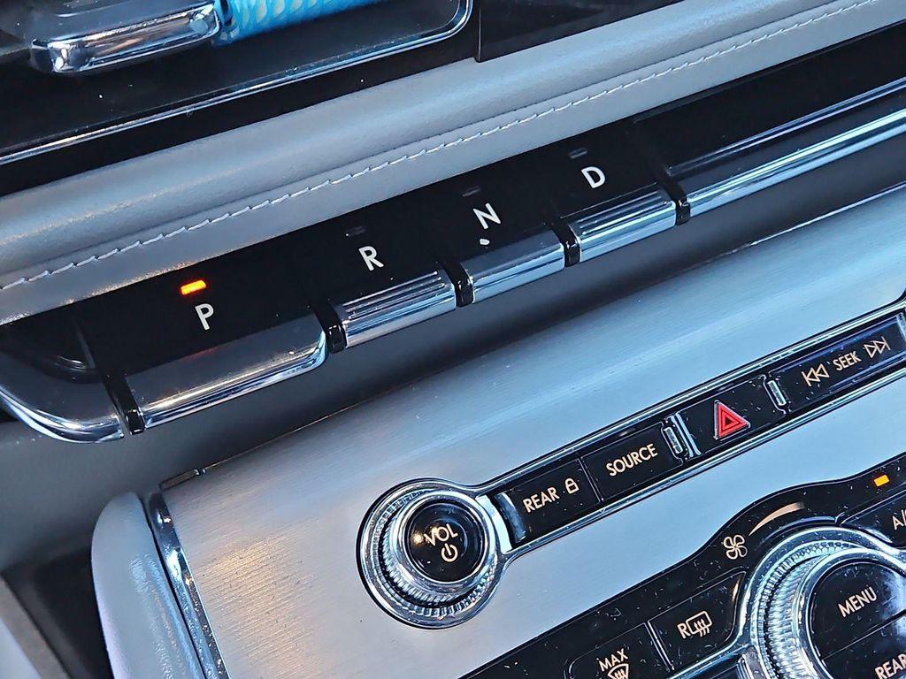 used 2021 Lincoln Aviator car, priced at $37,994