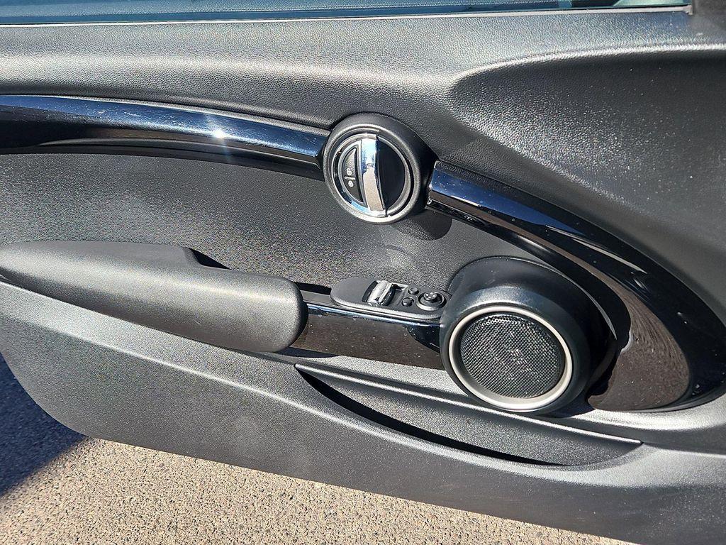 used 2015 MINI Hardtop car, priced at $5,995