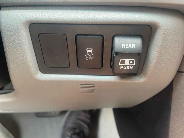 used 2011 Toyota Tundra car, priced at $14,995