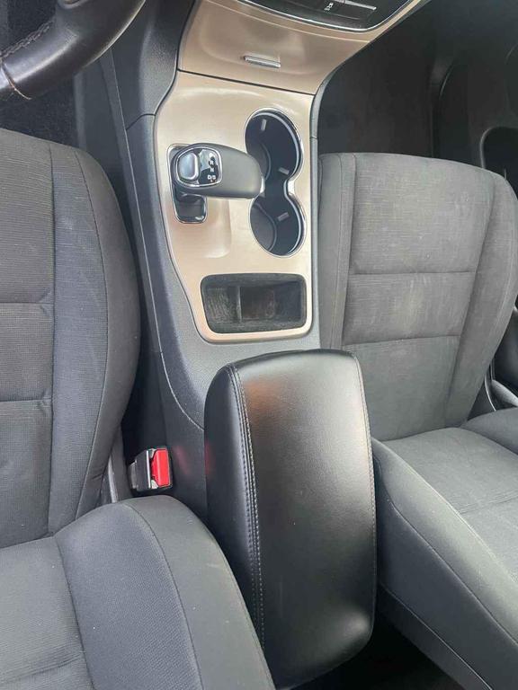 used 2015 Jeep Grand Cherokee car, priced at $14,895